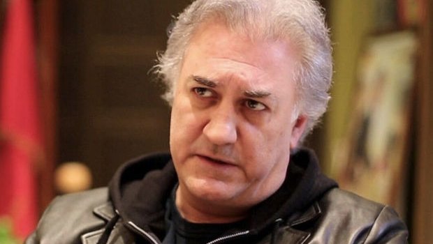 Məşhur aktyor sevgilisinə görə təhqir edildi - FOTO
