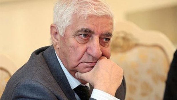 Xalq şairi Fikrət Qoca vəfat etdi