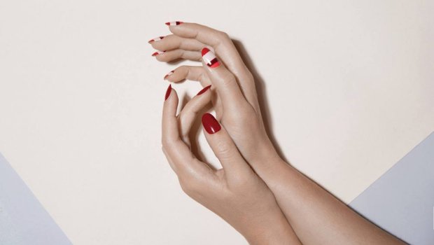 Dırnaqlardakı xətlər koronavirus simptomu ola bilər - Professordan şok TAPINTI - FOTO