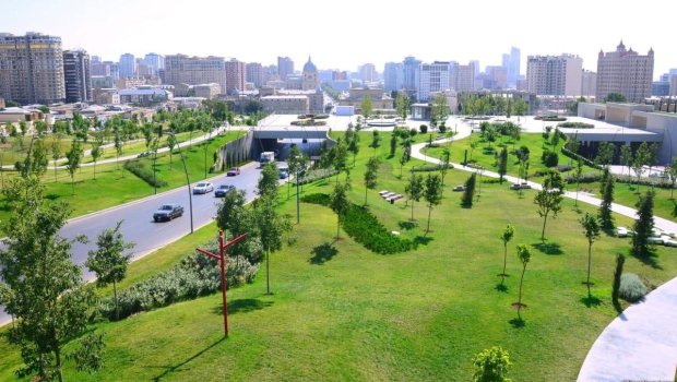 Bu ərazidə nəqliyyatın hərəkəti məhdudlaşdırılır