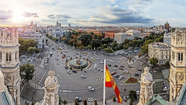 İspaniyanın Milli Kitabxanasından Qalileyin 5 kitabı yoxa çıxıb - FOTO