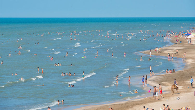 Bu yay çimərliklər açıla bilər