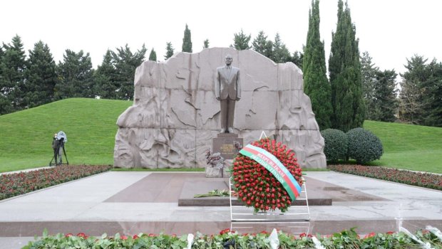 Ceyhun Bayramovdan ulu öndərlə bağlı PAYLAŞIM - FOTO