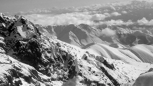 Murov dağında qarın əriməsi ilə ortaya çıxan mina tarlası – ŞOK VİDEO