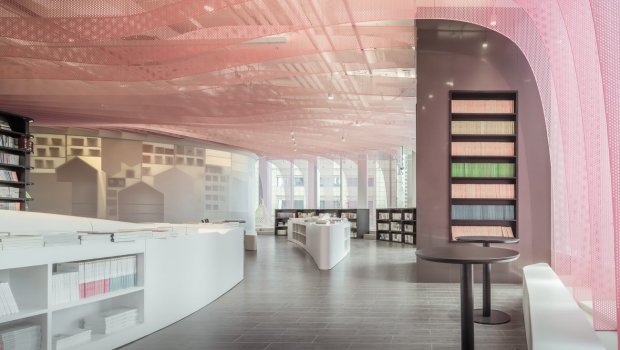 Çində göy qurşağı olan kitabxana – FOTOSESSİYA