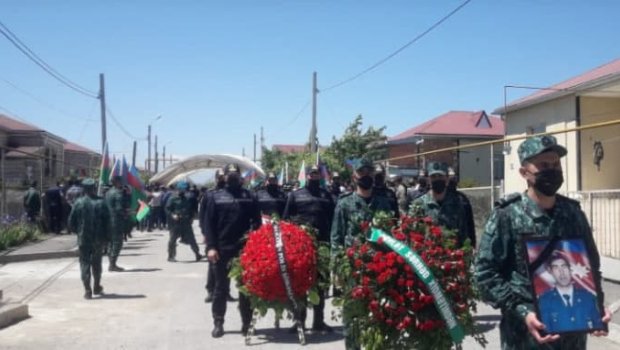 Dövlət sərhədində öldürülən gizir Qubada dəfn edildi - FOTO
