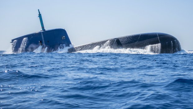 İsrail qırıcıları “Həmas”ın sualtı qayığına zərbə endirdi