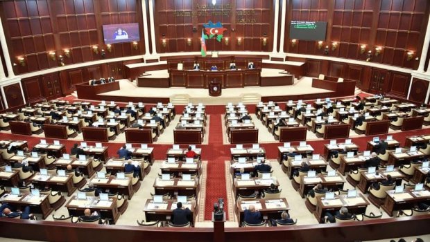 Milli Məclisin iclası başladı - YENİLƏNİB