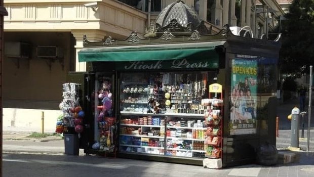 Ötən ildən axtarışda olan 2 şəxsi polis ələ keçirdi