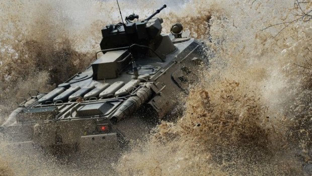 Ermənistanda hərbi maşın 100 metrlik dərəyə düşdü: Sürücü öldü 