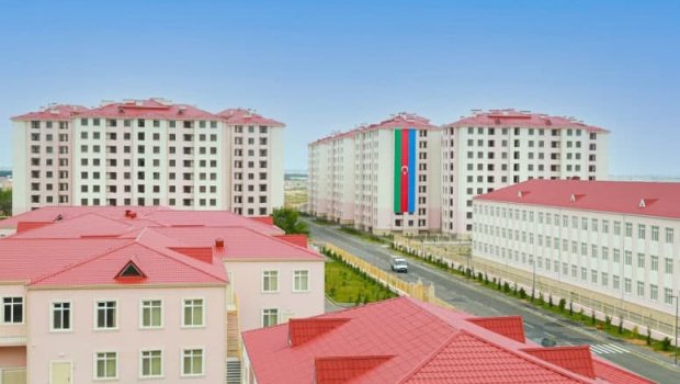 Şəhid ailələri və müharibə əlillərinə mənzil verildi - FOTO