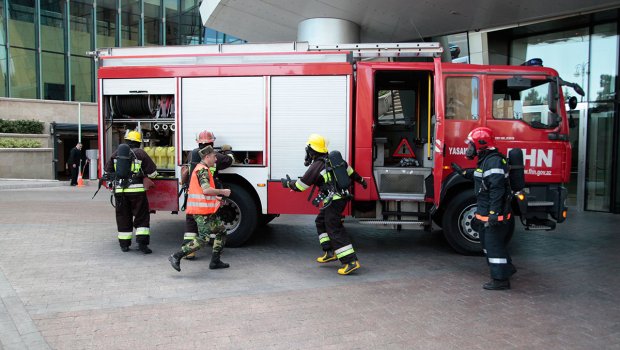 FHN əməkdaşlarının düşdüyü qəzadan dəhşətli görüntülər - VİDEO