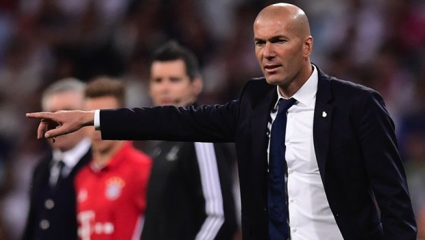 Zinəddin Zidan “Real Madrid”in baş məşqçisi postundan ayrıldı