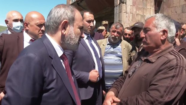 “Dövlətimiz varsa, əsir məsələsi ilə niyə Muradov məşğul olur?