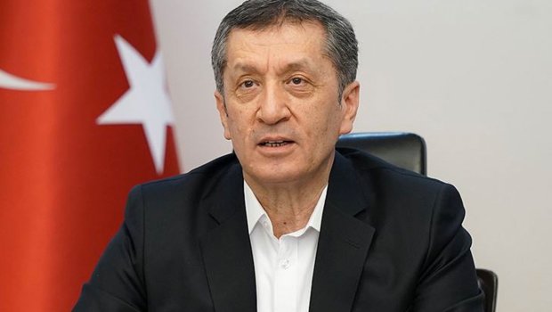 Türkiyənin təhsil naziri Hərbi Qənimətlər Parkında - FOTO