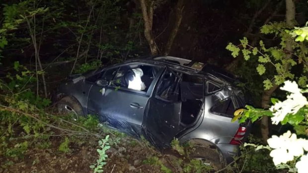 Laçında ermənilərin maşını dərəyə düşdü - Ölü və yaralılar var 