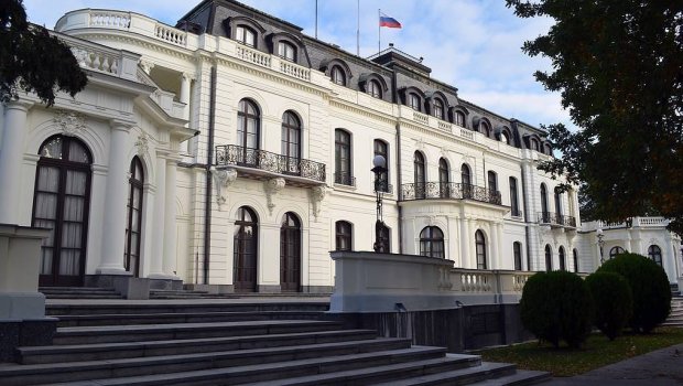 Rusiyanın 54 diplomatı Çexiyanı tərk etdi