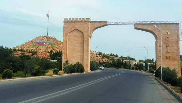 Xarici blogerlərin Ağdama səfəri başlayıb - FOTO