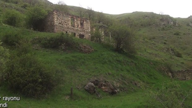 Kəlbəcərin Əsrik kəndindən - VİDEOGÖRÜNTÜ