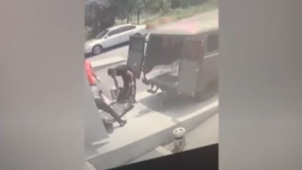 Gizlədilən erməni cəsədləri morqa daşınır - Yeni kadrlar YAYILDI