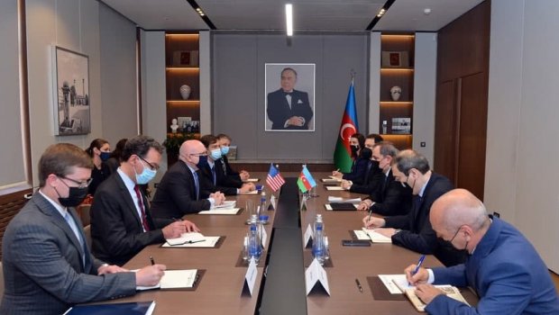 “Azərbaycan-Ermənistan gərginliyinin bitməsinə yardımçı olmaq istəyirik” - ABŞ rəsmisi