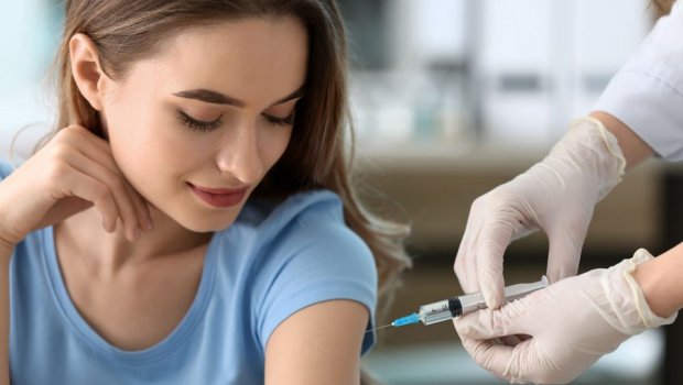 Vaksinasiya koronavirus keçirənlər üçün təhlükəlidir? - AÇIQLANDI