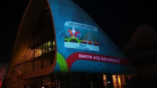 AVRO-2020-in görüntüləri Heydər Əliyev Mərkəzinin üzərində - FOTO