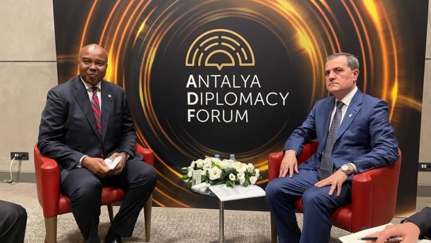 Ceyhun Bayramov Somalinin XİN başçısı ilə görüşdü