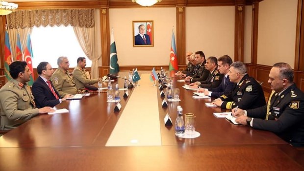 Zakir Həsənov Pakistan Quru Qoşunlarının komandanı ilə görüşdü - FOTO