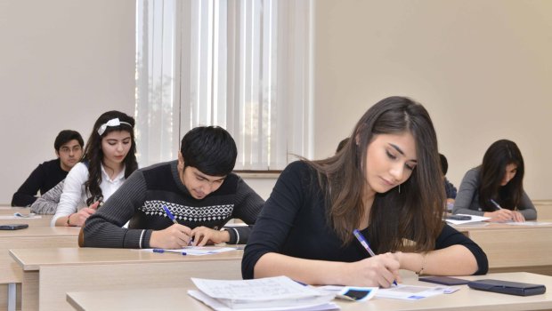Abituriyentlər ən çox bu ixtisasları seçir - SİYAHI
