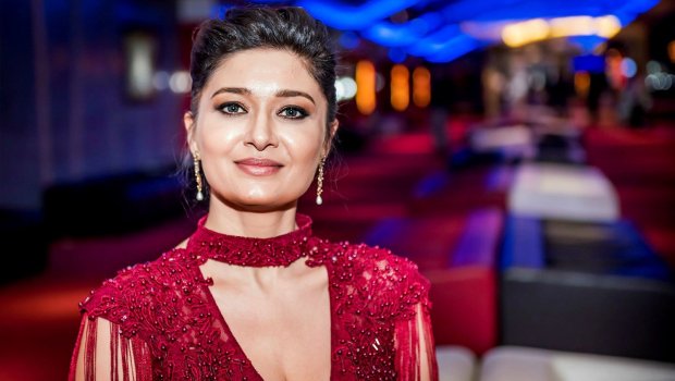 Nurgül Yeşilçay sevgilisi ilə tətildə - FOTO