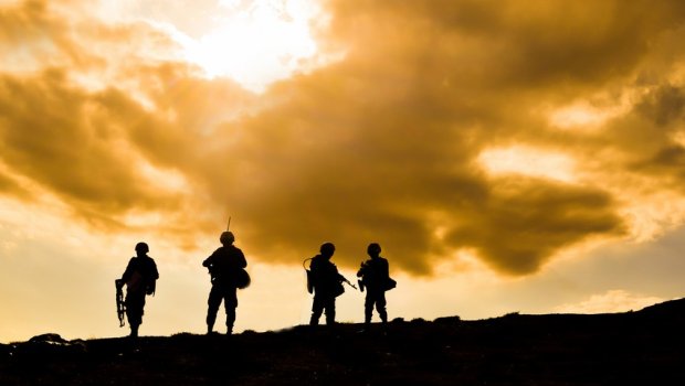 “Hərbi xidmətlərə görə” mükafatlandırılanlar