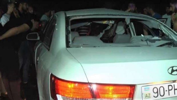 Bakıda qəza: sürücü özünü avtomobildən yerə atdı