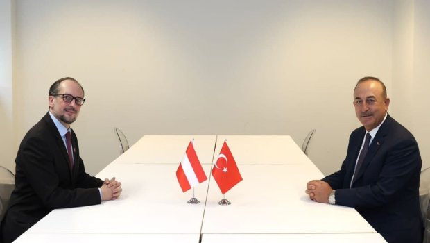 Türkiyə və Avstriya XİN başçıları görüşdü 