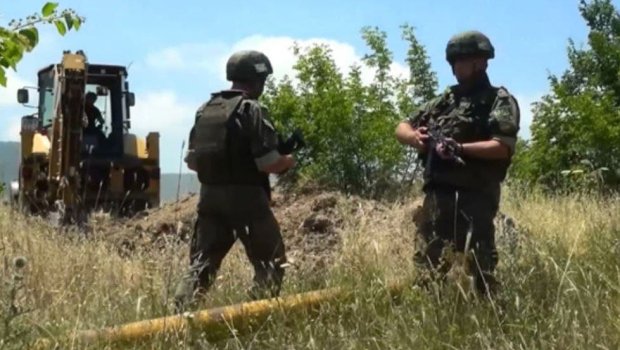 Rus sülhməramlılarının ermənilərə daha bir YARDIMI - FOTO 