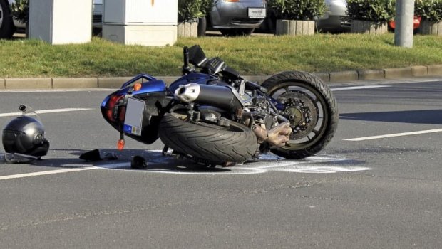 Lənkəranda motosiklet yük avtomobili ilə toqquşdu - Ölən var