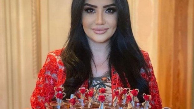 Nigar Şabanova hərbçi nişanlısının üzünü gizlətdi - FOTO