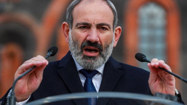 Paşinyan ən yaxın silahdaşını işdən qovdu