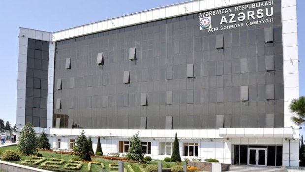 Özünü “Azərsu”yun işçisi kimi təqdim etdi, ifşa olununca qaçdı