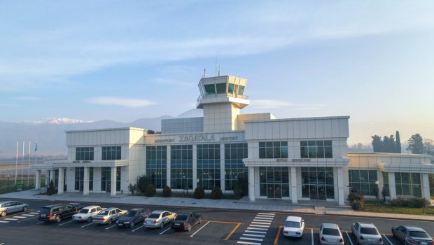 AZAL TƏNQİD EDİLDİ: Zaqatala aeroportunda bağban belə var, amma təyyarə yoxdur”
