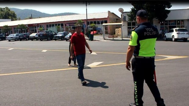 Qaxda hərəkət iştirakçılarına təhlükə yaradanlar saxlanıldı - FOTO