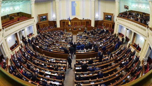 Ukraynada təhsil almaq istəyənlərin NƏZƏRİNƏ - Qanunvericilikdə dəyişilik edilir 