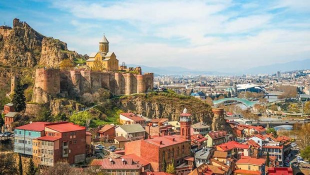 Gürcüstana gələnlər üçün YENİ QAYDALAR