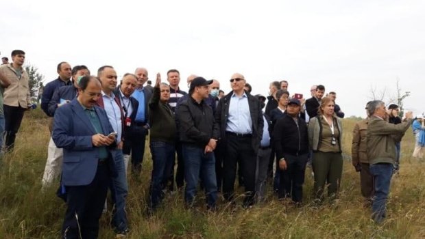 Diplomatlar Cıdır düzündə - FOTO