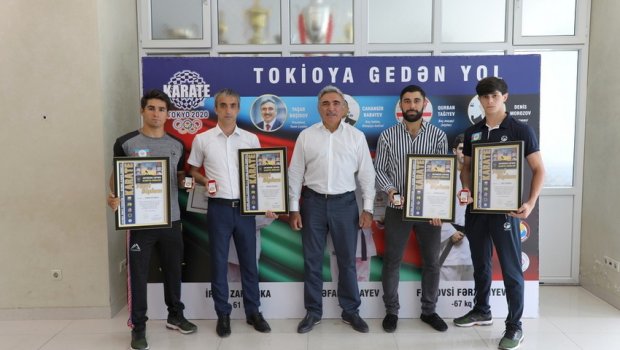 Bir qrup karateçiyə idman ustası dərəcəsi verildi