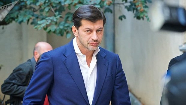 Bu gün Tbilisi meri Bakıya gəlir