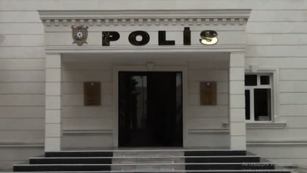 Ağstafada qadını balta ilə hədələyərək pulunu aldı - FOTO