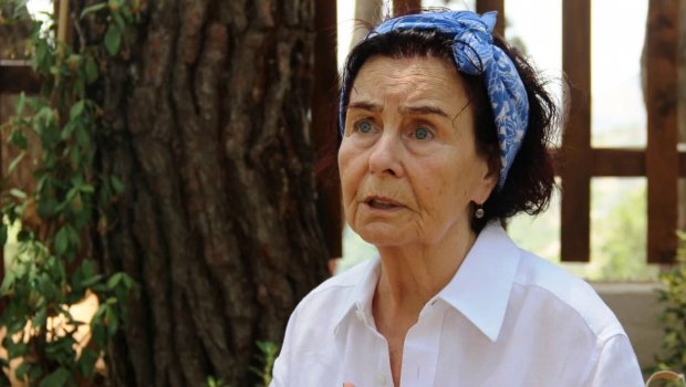 Əfsanəvi türk aktrisa xəstəxanaya yerləşdirildi - FOTO