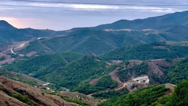 Bella Lalayan: “Ermənilər, indi Füzuli – Şuşa tunelinə baxın, yerə girin” – FOTO