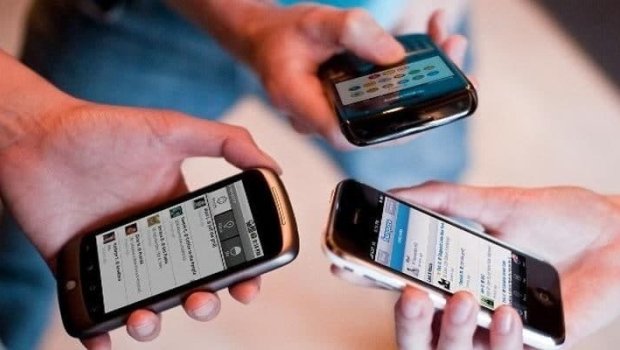 Mobil operator abonentinə İCAZƏSİZ YÖNLƏNDİRMƏ – Kim məsuliyyət daşıyır? 